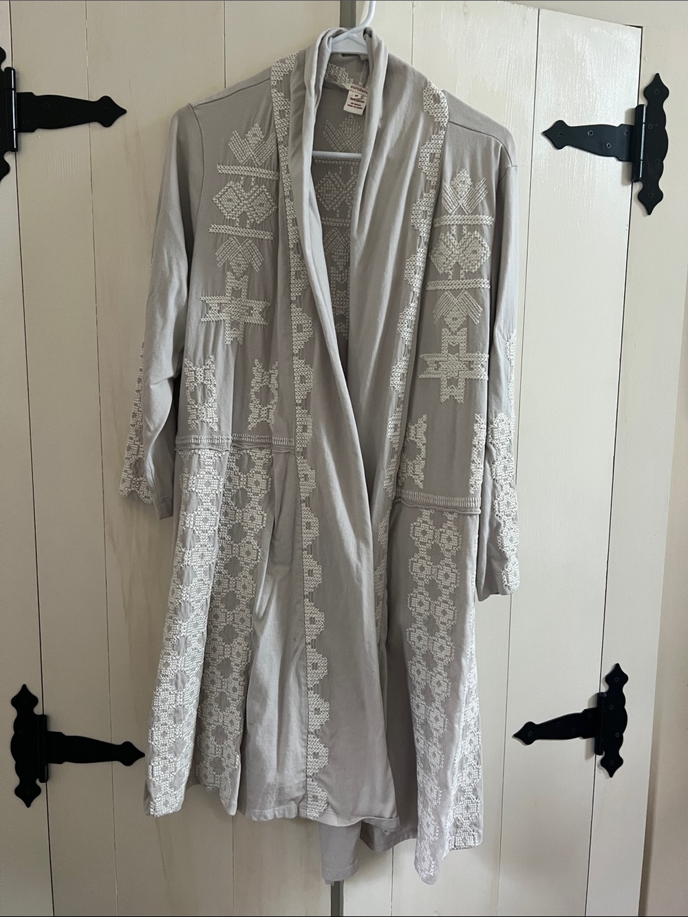 Sundance Light Gray Embroidered Robe with Lace Trim